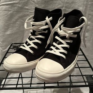 American Eagle canvas high tops